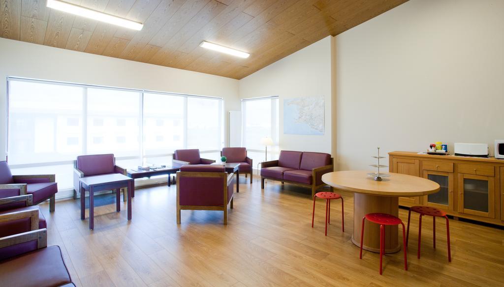 Airport Inn Keflavik Bagian luar foto